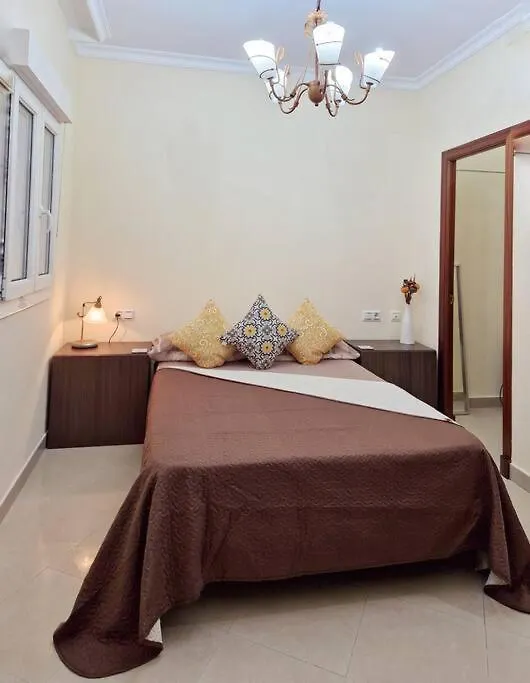 Roy'S Cadiz Inn Appartamento